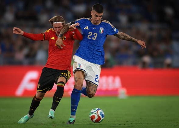 Italy v Belgium - UEFA Nations League - Season 2026-2027 Rome, Italy, 25th September 2026. Mika Godts of Belgium battles for possession with Gianluca Mancini of Italy during the Italy vs Belgium UEFA Nations League match at Stadio Olimpico, Rome. Picture credit should read: Jonathan Moscrop Rome Stadio Olimpico Italy