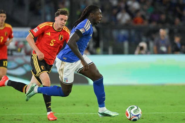 SOCCER - UEFA Nations League - Italy vs. Belgium Photo by IPA ABACAPRESS.COM88978081 - Moise Kean (Forward) of Italy and Maxim De Cuyper (Defender) of Belgium during Matchday 1 of the Nations League between Italy and Belgium at the Olympic Stadium in Italy on September 25, 2026. Mattia Vian Rome Italy  Copyright: xIPAxSport ABACAx