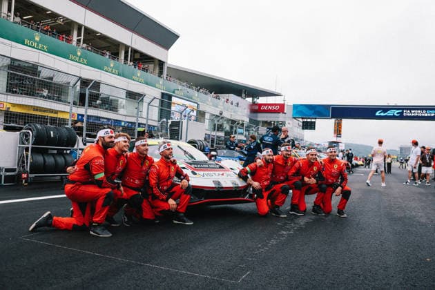 FIA WEC - 6 HOURS OF FUJI 2026 54 CASTELLACCI Francesco (ita), FLOHR Thomas (sui), RIGON Davide (ita), Vista AF Corse, Ferrari 296 GT3 Evo 54, LM GT3, team crew, mechanic, mecanicien during the 6 Hours of Fuji 2026, 6th round of the 2026 FIA World Endurance Championship, from September 25 to 27, 2026 on the Fuji Speedway in Oyama, Shizuoka, Japan - OyamaJapan Copyright: xANTONINxVINCENTx