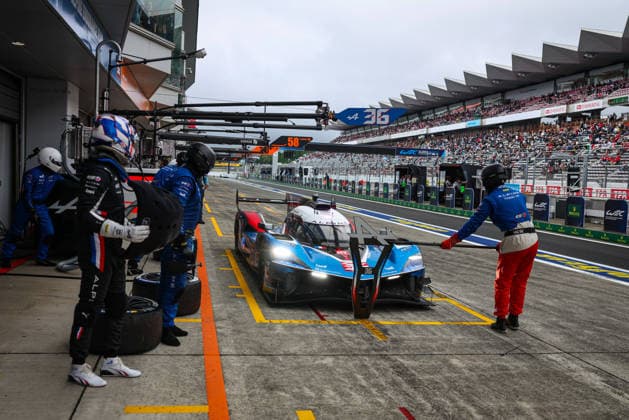 FIA WEC - 6 HOURS OF FUJI 2026 36 GOUNON Jules (fra), MARTINS Victor (fra), Alpine Endurance Team, Alpine A424 36, Hypercar, action pitstop, arrêt aux stands during the 6 Hours of Fuji 2026, 6th round of the 2026 FIA World Endurance Championship, from September 25 to 27, 2026 on the Fuji Speedway in Oyama, Shizuoka, Japan - OyamaJapan Copyright: xANTONINxVINCENTx