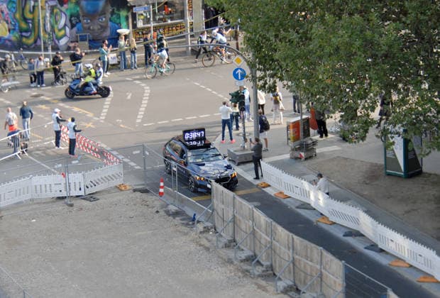 Bottleneck at km 13, BVG long-term construction zone; lead vehicle at km 13
