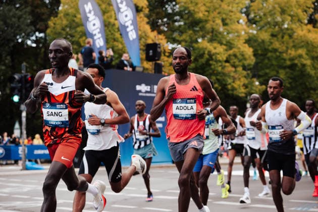 27.09.26, BMW Berlin Marathon 2026, Berlin Guye Adola (ETH) on the track running Berlin Berlin BE Deutschland