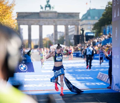 BERLIN, GERMANY - SEPTEMBER 27, 2026: Anna Langerwisch (GER, Marathon Team Berlin) first German by the 52. BMW Berlin Marathon at Berlin on September 27, 2026 in Berlin, Germany. Copyright: xBEAUTIFULxSPORTS Kuehnx