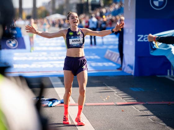 BERLIN, GERMANY - SEPTEMBER 27, 2026: Emotions by Anna Langerwisch (GER, Marathon Team Berlin) at the Finish by the 52. BMW Berlin Marathon at Berlin on September 27, 2026 in Berlin, Germany. Copyright: xBEAUTIFULxSPORTS Kuehnx