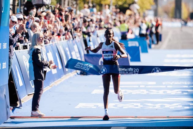 27.09.26, BMW Berlin Marathon 2026, Berlin Tigst Assefa (ETH) winning the BMW Berlin Marathon women Berlin Berlin BE Deutschland