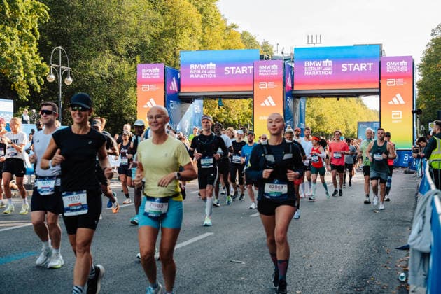 27.09.26, BMW Berlin Marathon 2026, Berlin Runners starting from the starting area Berlin Berlin BE Deutschland