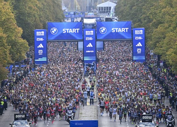 Thousands take part in 2026 Berlin Marathon BERLIN, GERMANY - SEPTEMBER 27: Thousands of runners fill the course during the 2026 Berlin Marathon as participants from around the world compete over the 42.195-kilometer route through the German capital, on September 27, 2026 in Berlin, Germany. The race passes several of the city s major landmarks as athletes push toward the finish line. Halil Sagirkaya Anadolu Berlin Germany. Editorial use only. Please get in touch for any other usage.  Copyright: x2026xAnadoluxHalilxSagirkayax
