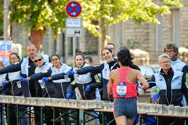 Berlin, September 27, 2026, 52nd BMW Berlin Marathon, Scenes from Hohenzollerndamm in the Wilmersdorf district