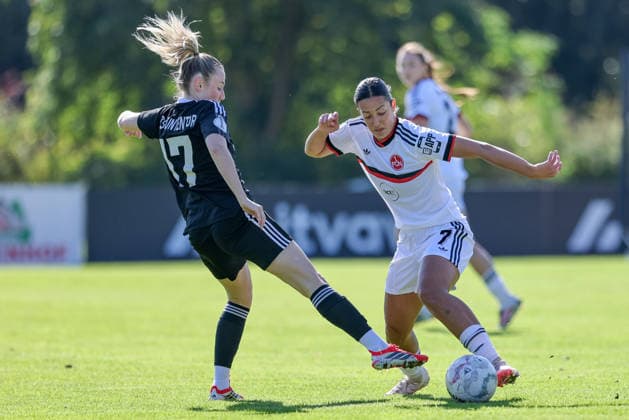 v li Farina Meyer (ATS Buntentor), 17, and Selma Licina (1 FC Nürnberg), 7, in a one-on-one battle, duel, dynamic moment, action, game scene, DFB REGULATIONS PROHIBIT ANY USE OF PHOTOGRAPHS AS SEQUENCE IMAGES AND OR VIDEO-LIKE PHOTO STREAMS DFB REGULATIONS PROHIBIT ANY USE OF PHOTOGRAPHS AS IMAGE SEQUENCES AND OR QUASI-VIDEO, September 27, 2026, Bremen, Germany, soccer, DFB Women’s Cup, ATS Colorful Goal 1 FC Nuremberg xobx