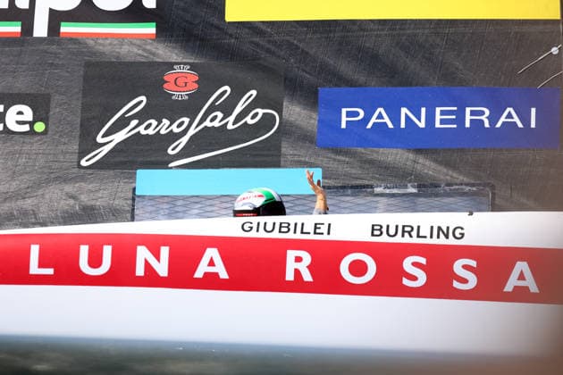 Team Luna Rossa during the preliminary regatta fleet races of the Louis Vuitton 38th America s Cup, Naples, Italy, September 27, 2026  Copyright: xAlessandroxGarofalox