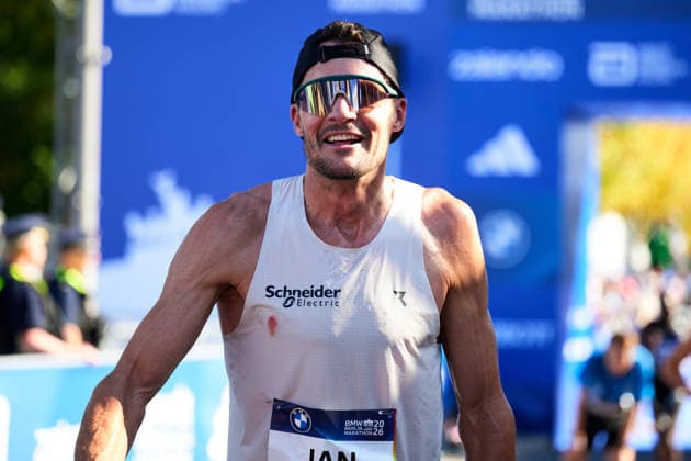 Jan Frodeno, German Ironman champion, crossing the finish line, GER, BMW Generali Berlin Marathon 2026, September 27, 2026, GER, BMW Generali Berlin Marathon 2026, September 27, 2026, Berlin Copyright: xClaudiusxRauch,xEibner-Pressefotox xClaudiusxRauchx EP_CRH