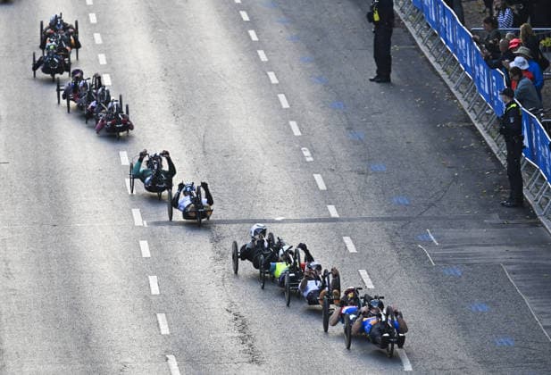 2026 Berlin Marathon BERLIN, GERMANY - SEPTEMBER 27: Athletes, including wheelchair and handbike competitors, race through the city during the 2026 Berlin Marathon, where thousands of runners from around the world competed over a 42.195-kilometer course passing iconic landmarks in Berlin, Germany on September 27, 2026. Halil Sagirkaya Anadolu Berlin Germany. Editorial use only. Please get in touch for any other usage.  Copyright: x2026xAnadoluxHalilxSagirkayax