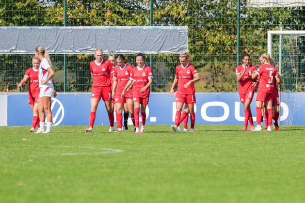 DFB Women s Cup: SC Sand vs. VfL Wolfsburg, September 27, 2026—Celebration of the 0–2 goal by Svenja Huth (VfL Wolfsburg), 10th round of the DFB Women s Cup: SC Sand vs. VfL Wolfsburg, Adams Arena, September 27, 2026 DFB DFL regulations prohibit any use of photographs as image sequences and or quasi-video Copyright: xBEAUTIFULxSPORTS Boscox