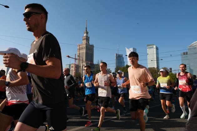 September 27, 2026, Warsaw, Masovian Voivodeship, Poland: Athletes run on Warsaw s streets during the 48th Warsaw Marathon. The race has been awarded the World Athletics Elite Label for the first time in its history and is part of the European Marathon Classics (EMC) series of races. Warsaw Marathon 2026  - ZUMAk204 20260927_zip_k204_007 Copyright: xRomanxKozielx