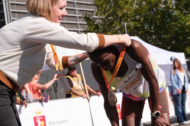 September 27, 2026, Warsaw, Masovian Voivodeship, Poland: STEPHEN KIBOR of Kenya receives a medal for finishing the race after placing 1st in the 48th Warsaw Marathon. The race has been awarded the World Athletics Elite Label for the first time in its history and is part of the European Marathon Classics (EMC) series of races. Warsaw Marathon 2026  - ZUMAk204 20260927_zip_k204_038 Copyright: xRomanxKozielx