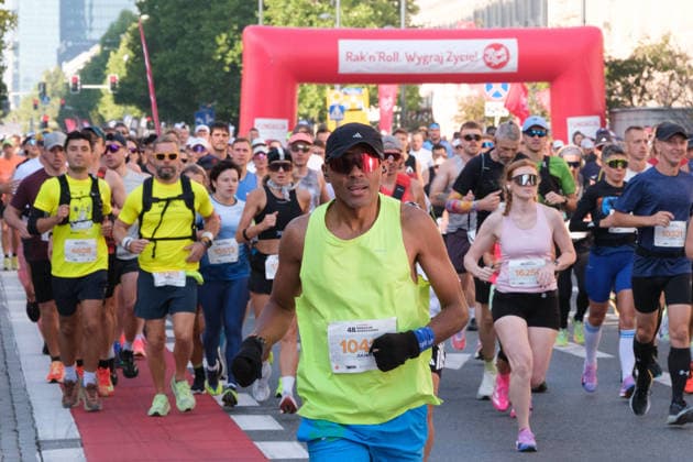 September 27, 2026, Warsaw, Masovian Voivodeship, Poland: Athletes run on Warsaw s streets during the 48th Warsaw Marathon. The race has been awarded the World Athletics Elite Label for the first time in its history and is part of the European Marathon Classics (EMC) series of races. Warsaw Poland - ZUMAk204 20260927_zip_k204_035 Copyright: xRomanxKozielx