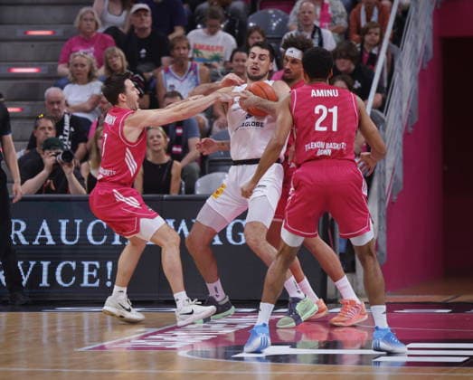 Telekom Baskets Bonn vs. SYNTAINICS MBC, Matchday 3, 2026–27 Season