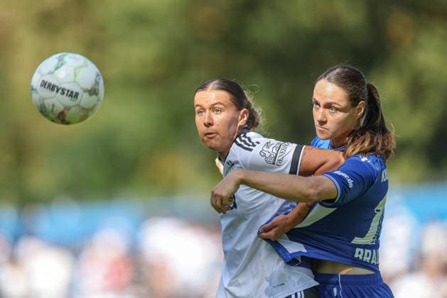GER, Karlsruhe, Karlsruher SC vs. Eintracht Frankfurt, SC, DFB Women s Cup, Soccer, DFB, 2026–2027 Season, Badenia Stadium, 1st Round (pictured, from left): Larissa Mühlhaus, Eintracht Frankfurt Women s Team, 47, Ann Sophie Braun, Karlsruher SC Women, 16. DFB and DFL regulations prohibit any use of photographs as image sequences and or quasi-video. September 27, 2026 Copyright: HMBxMedia HendrikxHamelau