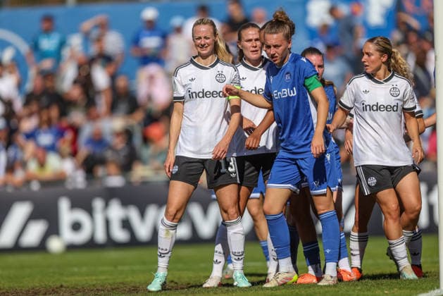 GER, Karlsruhe, Karlsruher SC vs. Eintracht Frankfurt SC, Women s DFB Cup, Soccer, DFB, 2026–2027 Season, Badenia Stadium, Round 1. Pictured from left: Amanda Ilestedt (Eintracht Frankfurt Women’s Team, No. 13), Selina Häfele (Karlsruhe). DFB and DFL regulations prohibit any use of photographs as image sequences and or quasi-video. September 27, 2026 Copyright: HMBxMedia HendrikxHamelau
