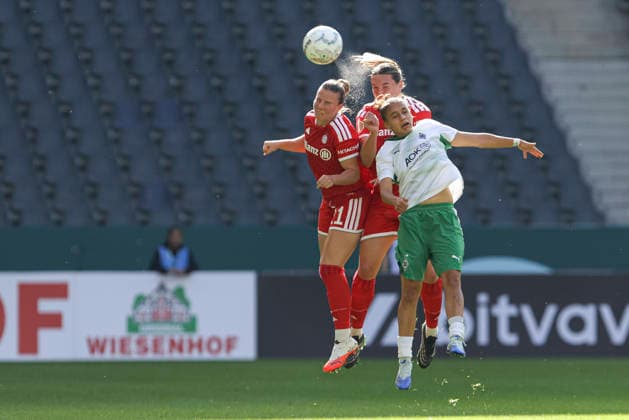Sarah Mattner Trembleau of FC Bayern Munich, Alina Abdii of Borussia Mönchengladbach and Vanessa Gilles of FC Bayern Munich in a tackle during the DFB Women s Cup match between Borussia Mönchengladbach and FC Bayern Munich at Borussia Park on September 27, 2026, in Mönchengladbach, Germany. Photo by Oliver Kaelke, DeFodi Images. Sarah Mattner Trembleau of FC Bayern Munich, Alina Abdii of Borussia Mönchengladbach and Vanessa Gilles of FC Bayern Munich battle for the ball during the DFB Women’s Cup match between Borussia Mönchengladbach and FC Bayern Munich at ista Borussia Park on September 27, 2026 in Mönchengladbach, Germany. Photo by Oliver Kaelke, DeFodi Images. DFB and DFL regulations prohibit any use of photographs as image sequences and or quasi-video. Photo by Oliver Kaelke, DeFodi Images.