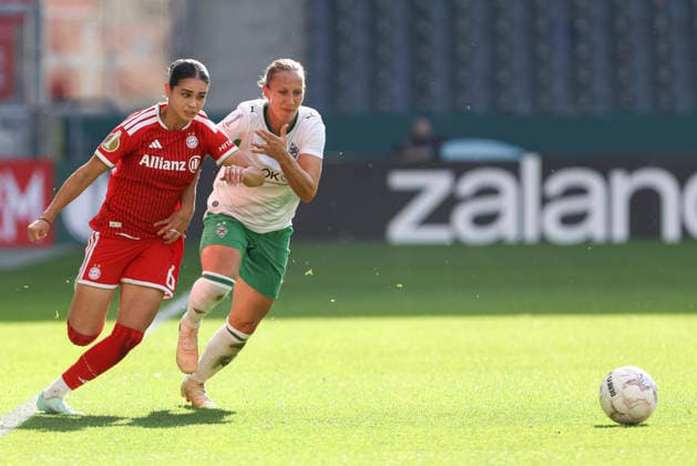 Kassandra Potsi of FC Bayern Munich and Yvonne Zielinski of Borussia Mönchengladbach battle for the ball during the DFB Women s Cup match between Borussia Mönchengladbach and FC Bayern Munich at Borussia Park on September 27, 2026, in Mönchengladbach, Germany. Photo by Oliver Kaelke, DeFodi Images. Kassandra Potsi of FC Bayern Munich and Yvonne Zielinski of Borussia Mönchengladbach battle for the ball during the DFB Women’s Cup match between Borussia Mönchengladbach and FC Bayern Munich at ista Borussia Park on September 27, 2026 in Mönchengladbach, Germany. Photo by Oliver Kaelke, DeFodi Images. DFB and DFL regulations prohibit any use of photographs as image sequences and or quasi-video. Photo by Oliver Kaelke, DeFodi Images.