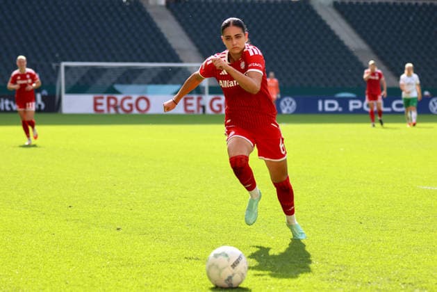 Mönchengladbach, Germany, September 27, 2026, DFB Women s Cup: Borussia Mönchengladbach Women vs. FC Bayern Women. Pictured: Kassandra Potsi (FCB) Copyright: HMBxMedia MadeleinexFantini