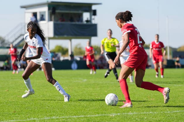 DFB Women s Cup: SC Sand vs. VfL Wolfsburg, September 27, 2026; A duel between Cora Zicai (VfL Wolfsburg, No. 28) and Chelsea Surpris (SC Sand, No. 3); DFB Women s Cup: SC Sand vs. VfL Wolfsburg, Adams Arena, September 27, 2026 DFB and DFL regulations prohibit any use of photographs as image sequences and or quasi-video Copyright: xBEAUTIFULxSPORTS Boscox