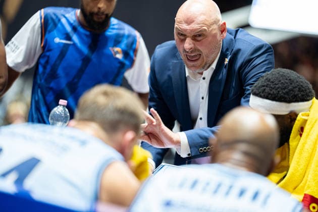 Przemyslaw Frasunkiewicz, Head Coach of the Rostock Seawolves (GER), Basketball: Löwen Braunschweig vs. Rostock Seawolves, Basketball, easyCredit BBL, Week 3, 2026–27 Season, September 27, 2026, GER, Basketball: Löwen Braunschweig vs. Rostock Seawolves, Basketball, easyCredit BBL, Week 3, 2026–27 Season, September 27, 2026, Braunschweig Copyright: xEibner-Pressefoto DanielxREINELTx EP_DRT