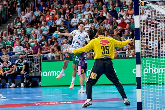 Rutger Ten Velde, FRISCH AUF Göppingen 5; Joel Birlehm, TSV Hannover Burgdorf, DIE RECKEN 35; TSV Hannover Burgdorf vs. FRISCH AUF Göppingen, Handball Bundesliga, HBL, 2026–2027 Season, September 27, 2026 Press photo by Jan Frederic Helbig TSV Hannover Burgdorf vs. FRISCH AUF Goeppingen, Handball Bundesliga, HBL, ZAG Arena, Opel Handball Bundesliga, 2026–2027 season, September 27, 2026, Hannover Copyright: xEibner-Pressefoto Jan-FredericxHelbigx EP_JHG