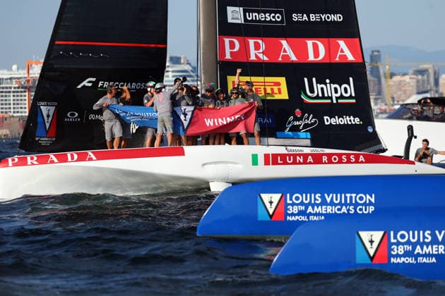 Team Luna Rossa winner in the final the preliminary regatta fleet races Team Luna Rossa vs Emirates Team New Zealand of the Louis Vuitton 38th America s Cup, Naples, Italy, September 27, 2026  Copyright: xAlessandroxGarofalox xLaPressex