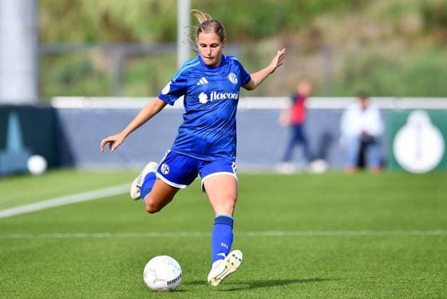 Schalke 04 vs. SGS Essen ** FOR EDITORIAL USE ONLY ** EDITORIAL USE ONLY ** Women s Soccer, DFB Cup, 1st Round: Schalke 04 vs. SGS Essen on September 27, 2026, at Parkstadion in Gelsenkirchen. Pia Sophie Rybacki, Schalke 04, Germany, North Rhine-Westphalia, Gelsenkirchen. Copyright ThorstenxTillmann Copyright: ThorstenxTillmann doc87sa84t0cs41mhrp1dmj ,EDITORIAL USE ONLY Copyright: ThorstenxTillmann