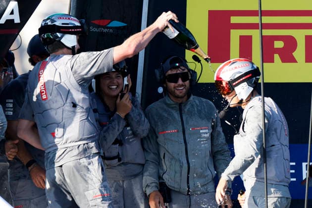 THE LOUIS VUITTON 38TH AMERICA™S CUP PRELIMINARY REGATTA, NAPLES Luna Rossa team wins and celebrate the qualifying round at the 38th Louis Vuitton America™s Cup in the Gulf of Naples, in Campania, on 27 September 2026. _BPH8935 Copyright: xAntonioxBalascox