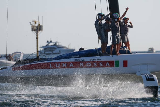 Luna Rossa™s celebrates after win the preliminary regatta match-race final of the Louis Vuitton 38th America s Cup, Naples, Italy, September 27, 2026  Copyright: xAlessandroxGarofalo LaPressex