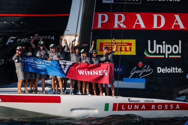 Luna Rossa™s celebrates after win the preliminary regatta match-race final of the Louis Vuitton 38th America s Cup, Naples, Italy, September 27, 2026  Copyright: xAlessandroxGarofalo LaPressex