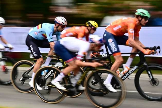 UCI 2026 Road World Championship, WM, Weltmeisterschaft Montreal 27 09 2026 MONTREAL, CANADA - SEPTEMBER 27 : Van Aert Wout (BEL) during the Men Elite cycling road race of the 2026 UCI Road World Championships 93th edition an UCI World Championships cycling race of 273.4 km with start in Montreal and finish in Montreal on September 27, 2026 in Montreal, Canada, 27 09 2026 Montreal Canada  Copyright: xPeterxDexVoechtx