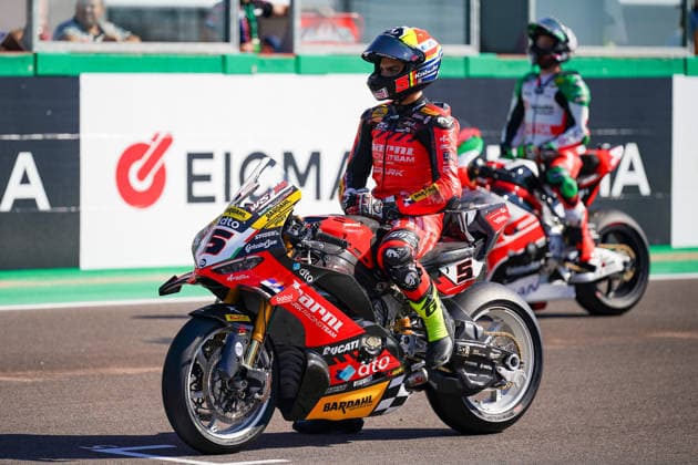 WorldSBK - EICMA Italian Round - Sunday Yari Montella of Italy rides a Ducati Panigale V4R ( 5) for the Barni Spark Racing Team during the 10th round of WorldSBK, the EICMA Italian round, at the Cremona Circuit Angelo Bergamonti in San Martino del Lago, Italy, on September 27, 2026. San Martino del Lago Italy Italy  Copyright: xLucaxRossinix originalFilename:rossini-worldsbk260927_npKUH.jpg
