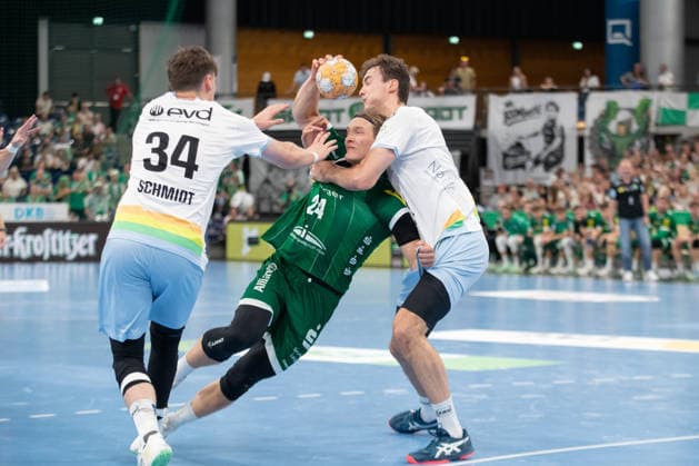 Handball, HBL2: SC DHfK Leipzig vs. TSV Bayer Dormagen, September 27, 2026; Blaer Hinriksson 24; SC DHfK Leipzig in full control. Handball, 2nd Bundesliga, 2026–2027 season, Matchday 5: SC DHfK Leipzig vs. TSV Bayer Dormagen on September 27, 2026, at the Quarterback Immobilien Arena Leipzig Copyright: xBEAUTIFULxSPORTS JanxKaeferx