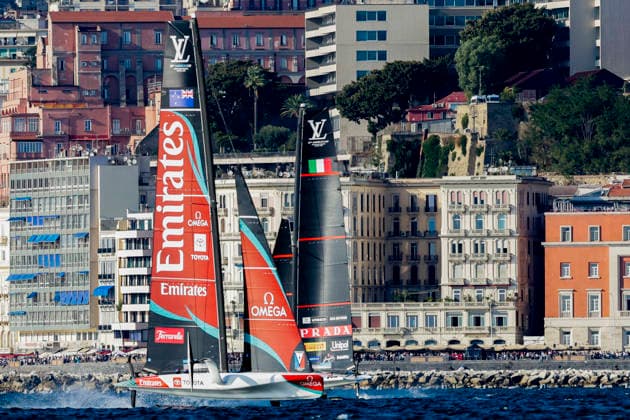 THE LOUIS VUITTON 38TH AMERICA™S CUP PRELIMINARY REGATTA, NAPLES Luna Rossa team and Emirates team new Zealand competes on the Mach race for the 38th Louis Vuitton America™s Cup in the Gulf of Naples, Campania, Italy, on September 27, 2026. The Naples preliminary regatta gives the competing teams their first opportunity to test their AC40 one-design yachts ahead of the 38th America™s Cup, which will be held in Naples in 2027. _BPH8134 Copyright: xAntonioxBalascox