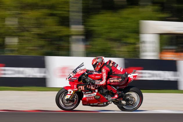 WorldSBK - EICMA Italian Round - Sunday Nicolo Bulega of Italy rides a Ducati Panigale V4R ( 11) for Aruba.it Racing - Ducati during the 10th round of WorldSBK, the EICMA Italian round, at the Cremona Circuit Angelo Bergamonti in San Martino del Lago, Italy, on September 27, 2026. San Martino del Lago Italy Italy  Copyright: xLucaxRossinix originalFilename:rossini-worldsbk260927_npkIj.jpg