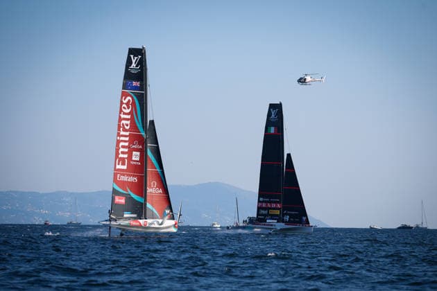 Team Luna Rossa, Emirates Team New Zealand during the pre-regattas of the Louis Vuitton 38th America s Cup, Naples, Italy, September 27, 2026  Copyright: xAlessandroxGarofalo LaPressex