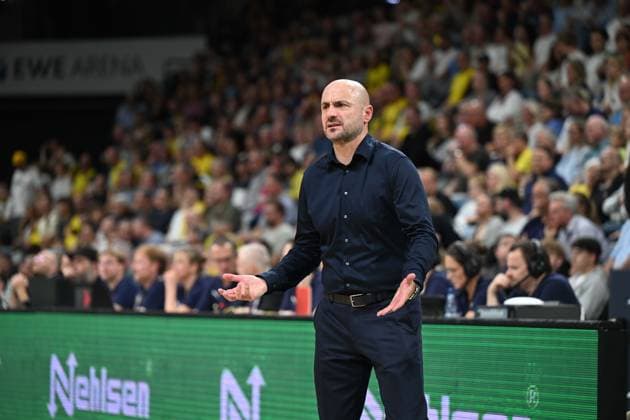September 27, 2026, GER, Basketball, Bundesliga Matchday 3, 2026–2027 Season, Oldenburg, EWE Arena, EWE Baskets Oldenburg vs. Veolia Towers Hamburg Milenko BOGICEVIC, EWE Baskets Oldenburg Head Coach, EWE Arena, Lower Saxony, Germany Copyright: xnordphotoxGmbHx xRojahnx