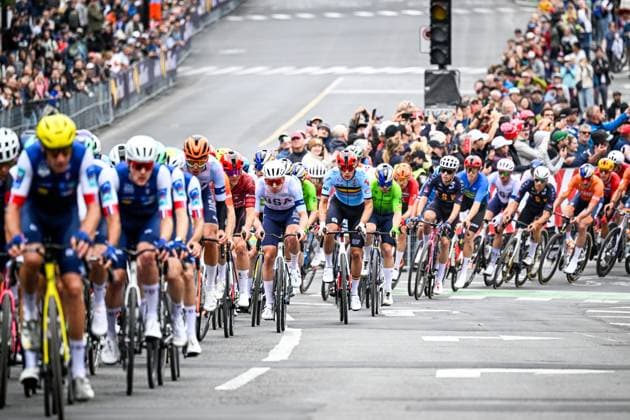 The pack of riders pictured in action during the elite men Road Race race (273,7 km) at the cycling World Championship, WM, Weltmeisterschaft in Montreal, Canada, Sunday 27 September 2026. The UCI road world championships are taking place from 20 to 27 September, in Montreal, Canada. JASPERxJACOBS  x187989164x
