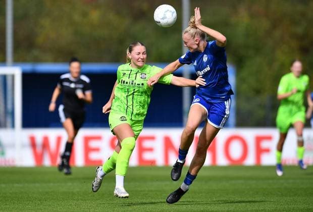 Schalke 04 vs. SGS Essen ** FOR EDITORIAL PURPOSES ONLY ** EDITORIAL USE ONLY ** Women s Soccer, DFB Cup, 1st Round: Schalke 04 vs. SGS Essen on September 27, 2026, at Parkstadion in Gelsenkirchen. Anna Wirnsberger (SGS Essen, left), Lilly Carlotta Stojan (Schalke 04, right). Germany, North Rhine-Westphalia, Gelsenkirchen. Copyright ThorstenxTillmann Copyright: ThorstenxTillmann doc87sb3ki8qwh6cwx6rkf ,EDITORIAL USE ONLY Copyright: ThorstenxTillmann