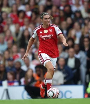 Women’s Super League - Chelsea Women v Arsenal Women LONDON, ENGLAND, SEPTEMBER 27: Mariona Caldentey of Arsenal Women during The Women’s Super League match between Chelsea Women v Arsenal Women at Stamford Bridge Stadium, London, England, on September 27. (Photo by Daniel Weir) London Stamford Bridge Stadium England Copyright: xDanielxWeir SportsxPressxPhotox Sportspressphoto_SPR241170
