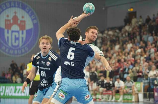 Photo: Dominik MAPPES (Wetzlar) taking a shot against Elias KOFLER – Men s Handball 1st Bundesliga, Matchday 6, Sun, Sept. 27, 2026 – HCH Hamburg vs. HSG Wetzlar