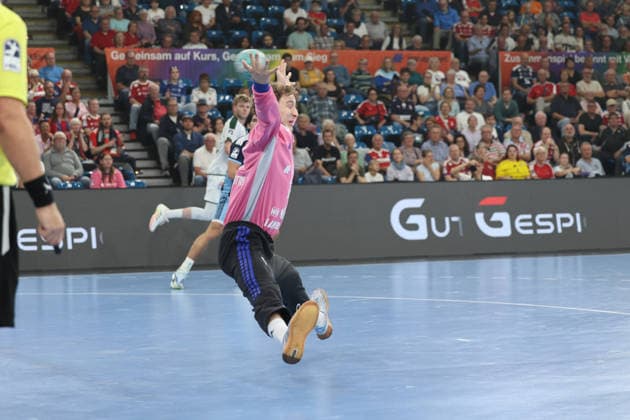 Handball I Men I 2026–2027 Season I Bundesliga I Matchday 6 I Handball Club Hamburg vs. HSG Wetzlar I September 27, 2026 Leoon Nowottny 74, Handball Club Hamburg, Alsterdorfer Sporthalle, Hamburg, Germany Copyright: xLobeca RalfxHomburgx