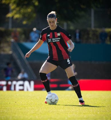 DFB Cup: FC Viktoria Berlin vs. Bayer 04 Leverkusen, Berlin, September 27, 2026 DFB Cup Women s Division Selina OSTERMEIER Bayer 04 Leverkusen 2 during the match between FC Viktoria Berlin and Bayer 04 Leverkusen at Lichterfelde Stadium on September 27, 2026, in Berlin, Germany Copyright: xBEAUTIFULxSPORTS Kuehnx