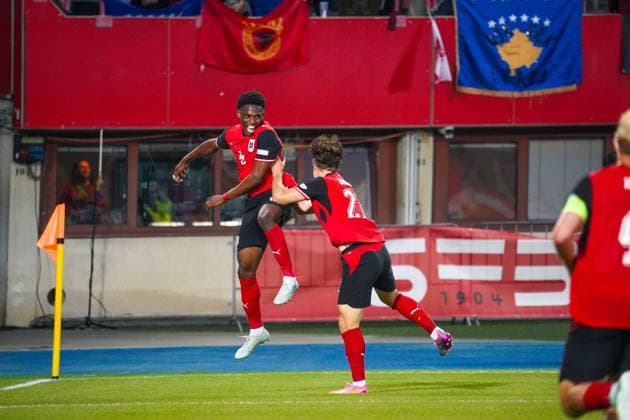 Soccer: Austria National Team, UEFA Nations League 2026–2027, League B, Group B3, Matchday 2, September 27, 2026: Austria (ÖFB) vs. Kosovo (FFK) at Ernst Happel Stadium in Vienna, Austria. Junior Adamu of Austria celebrates after scoring the goal that made it 2–0, Patrick Wimmer of Austria celebrates, No. 21 Copyright: xLukasxBierederx