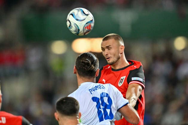 SOCCER - NL, AUT vs KOS VIENNA,AUSTRIA,27.SEP.26 - SOCCER - UEFA Nations League, OEFB international match, Länderspiel, Nationalmannschaft Austria vs Kosovo. Image shows Vedat Muriqi (KOS) and Sasa Kalajdzic (AUT).  GEPAxpictures xAvnixRetkoceri