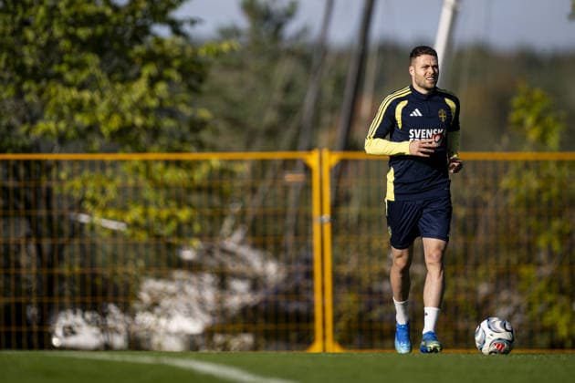 STOCKHOLM, SWEDEN - SEPTEMBER 27: Gabriel Gudmundsson of Sweden during the training session on Bosön ahead of the Nations league soccer game between Sweden and Poland on Strawberry Arena in Stockholm, Sweden on September 27. Copyright: xPhilipxKangasx xSPPx Sportspressphoto_SPR241222